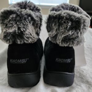 Women's Size 9 Black Khombu Boots